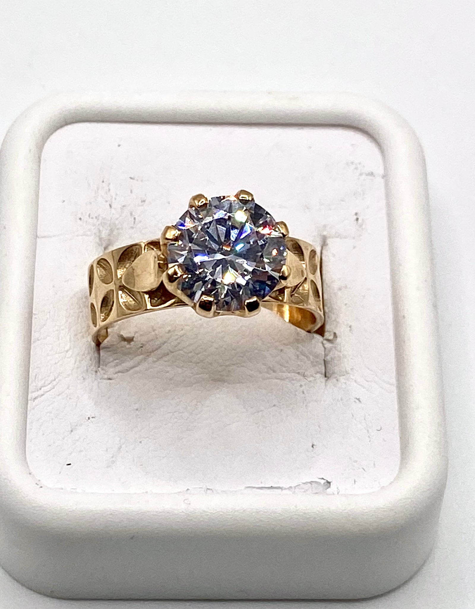 9ct Hibiscus design Ring