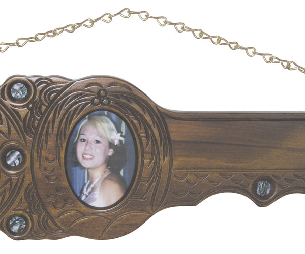 Island design with inlaid paua 21 and photo frame