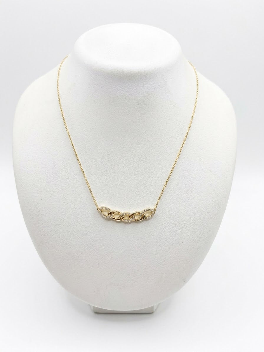 9ct chain with diamond pendant